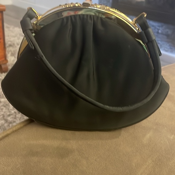 Vintage Black and Gold Clutch Bag - Picture 3 of 8